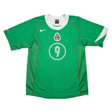 Buy 2004/06 Mexico C.Vela 9 Home Shirt (M) Nike ~ Free worldwide shipping available ~ Authentic Vintage Football Shirts from Cult Kits