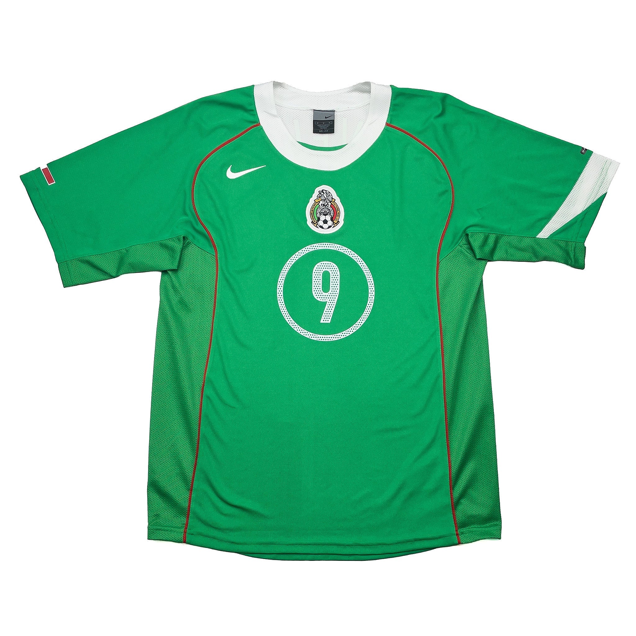 Buy 2004/06 Mexico C.Vela 9 Home Shirt (M) Nike ~ Free worldwide shipping available ~ Authentic Vintage Football Shirts from Cult Kits