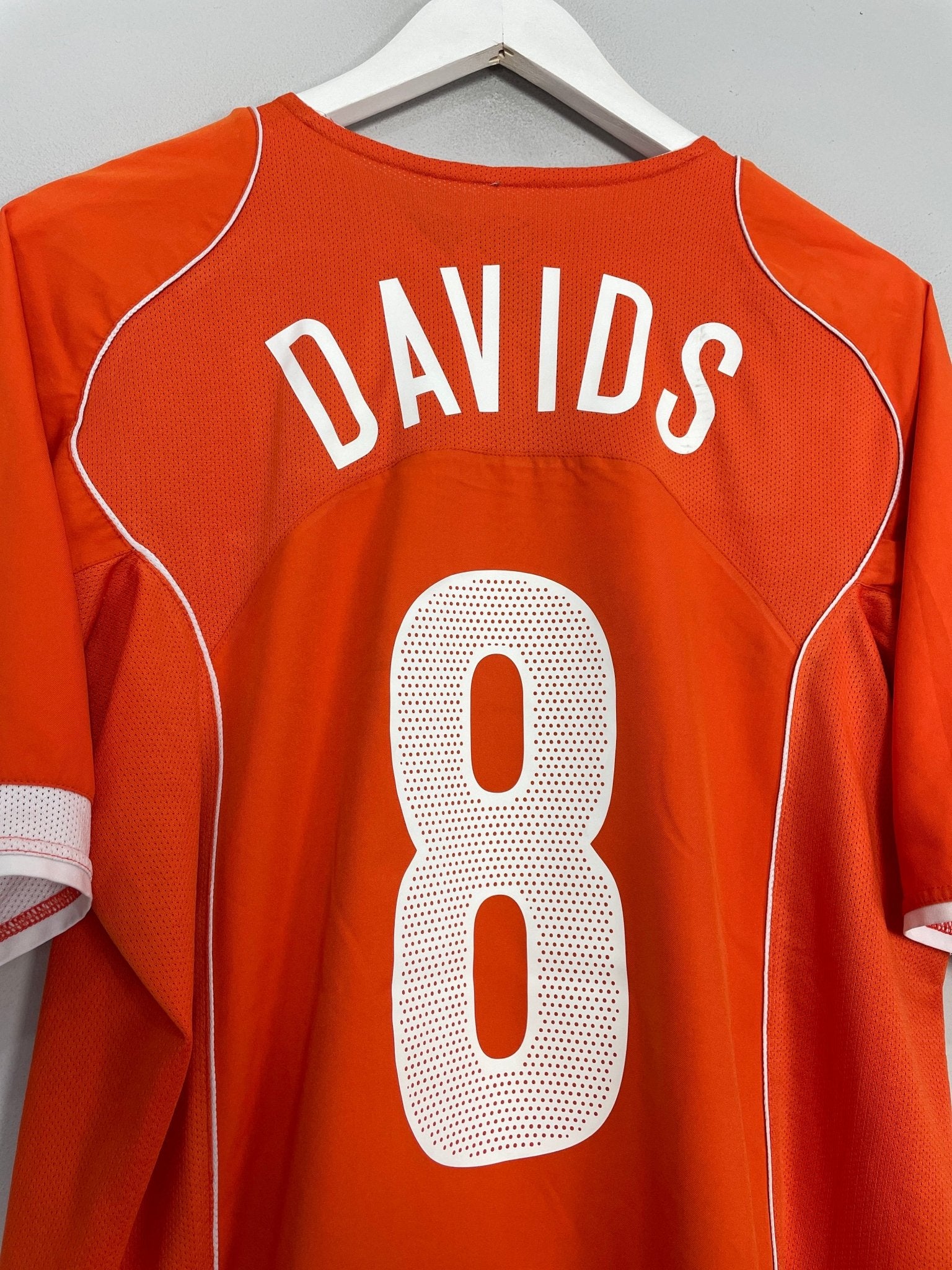Shop 2004/06 NETHERLANDS DAVIDS #8 HOME SHIRT (L) NIKE, classic football shirts, vintage football shirts & retro soccer jerseys at Cult Kits