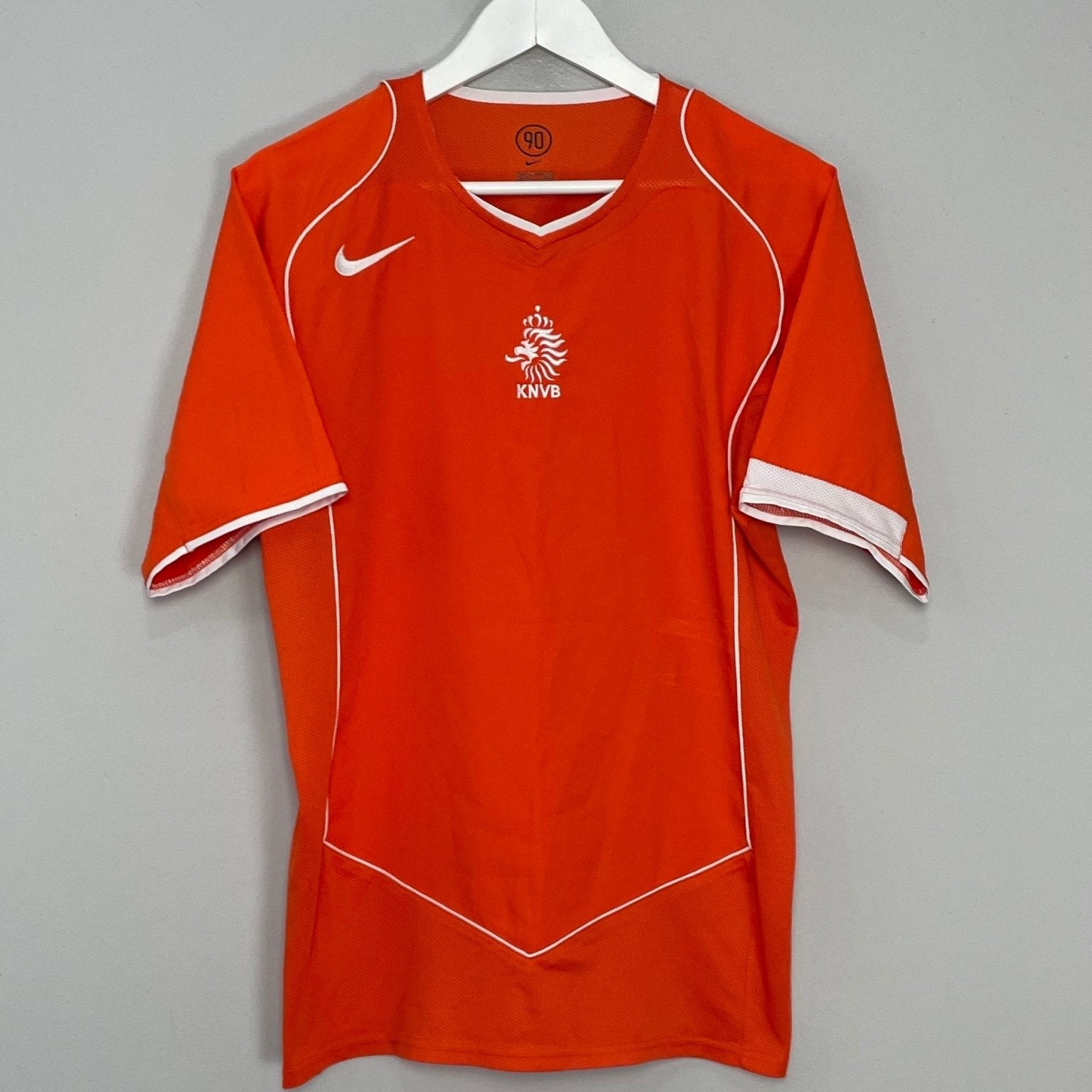 Shop 2004/06 NETHERLANDS HOME SHIRT (M) NIKE, classic football shirts, vintage football shirts & retro soccer jerseys at Cult Kits