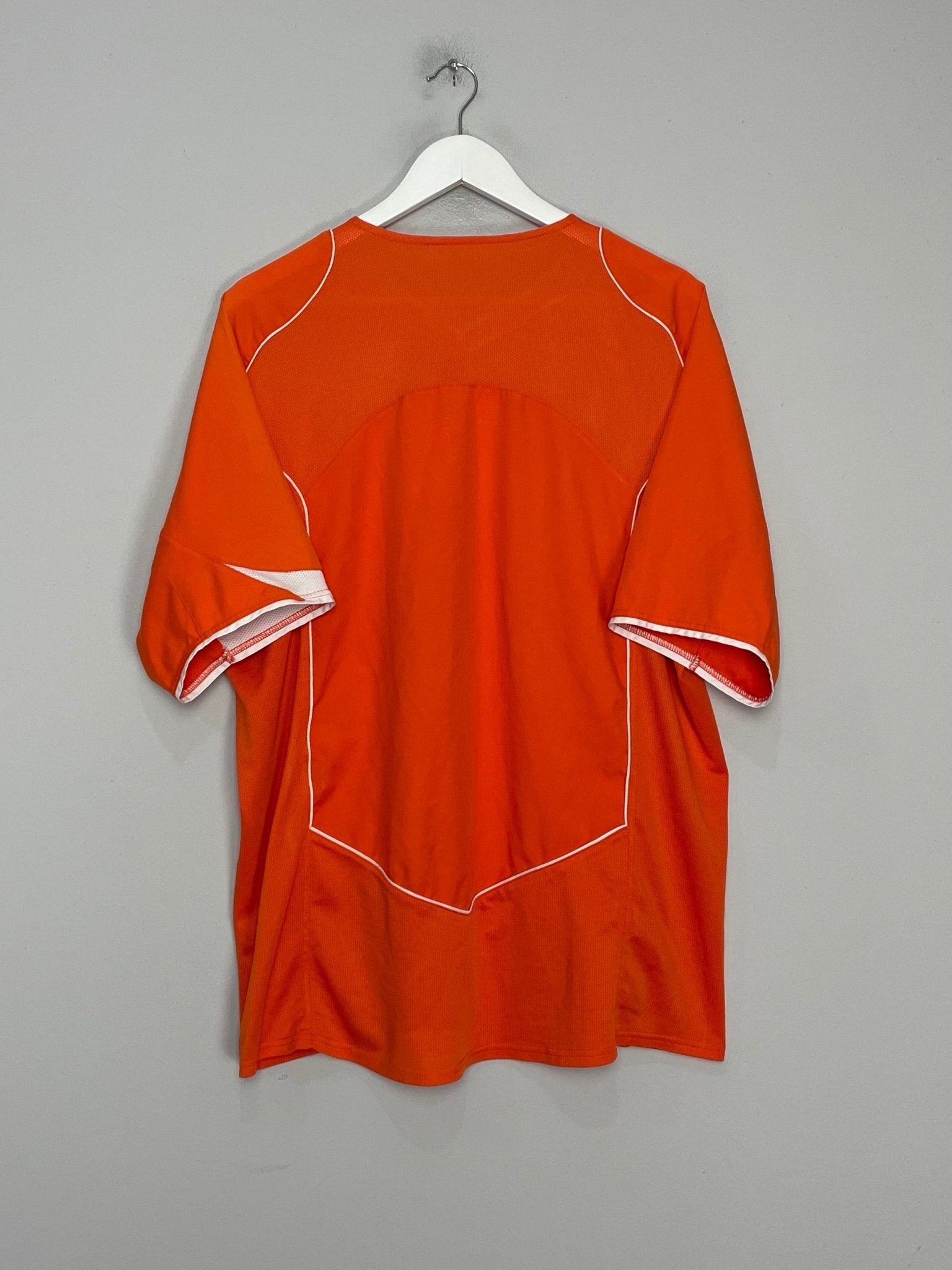 Shop 2004/06 NETHERLANDS HOME SHIRT (XL) NIKE, classic football shirts, vintage football shirts & retro soccer jerseys at Cult Kits
