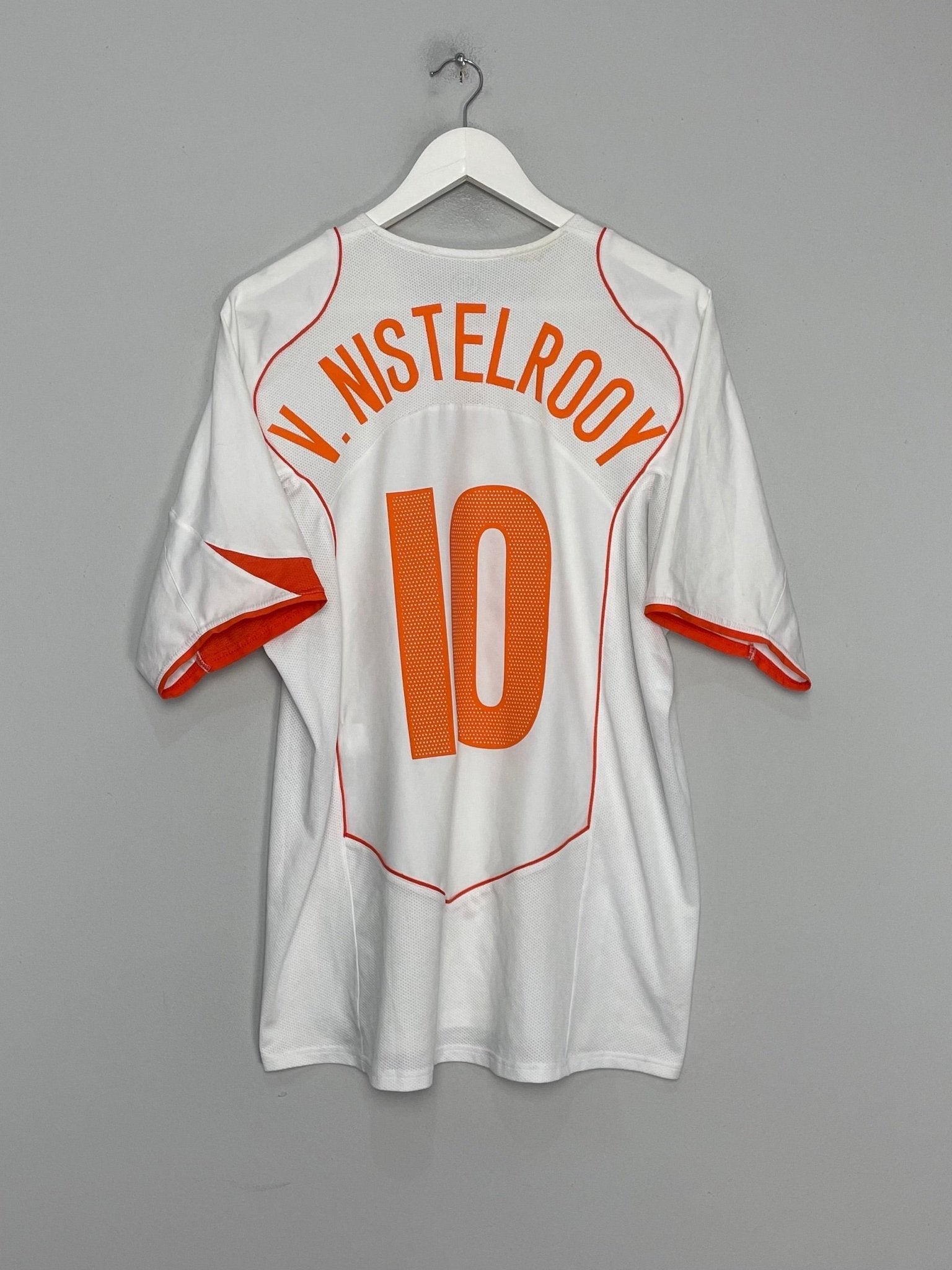 Shop 2004/06 NETHERLANDS V.NISTELROOY #10 AWAY SHIRT (L) NIKE, classic football shirts, vintage football shirts & retro soccer jerseys at Cult Kits