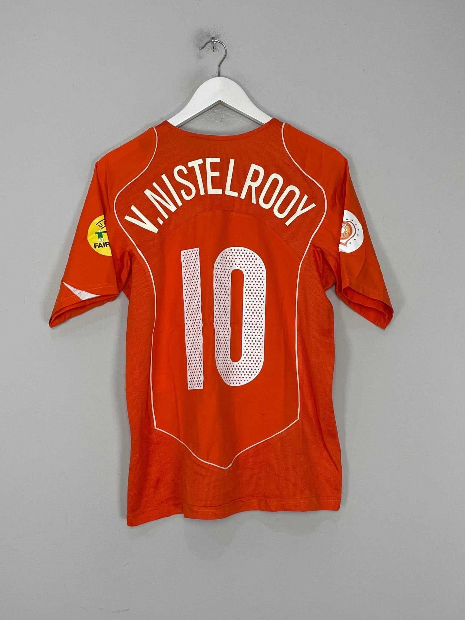 Shop 2004/06 NETHERLANDS V.NISTELROOY #10 HOME SHIRT (L) NIKE, classic football shirts, vintage football shirts & retro soccer jerseys at Cult Kits