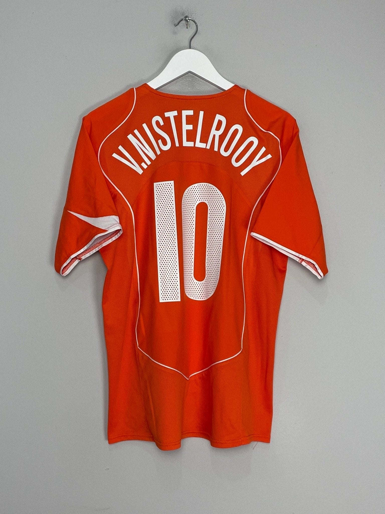 Shop 2004/06 NETHERLANDS V.NISTELROOY #10 HOME SHIRT (M) NIKE, classic football shirts, vintage football shirts & retro soccer jerseys at Cult Kits
