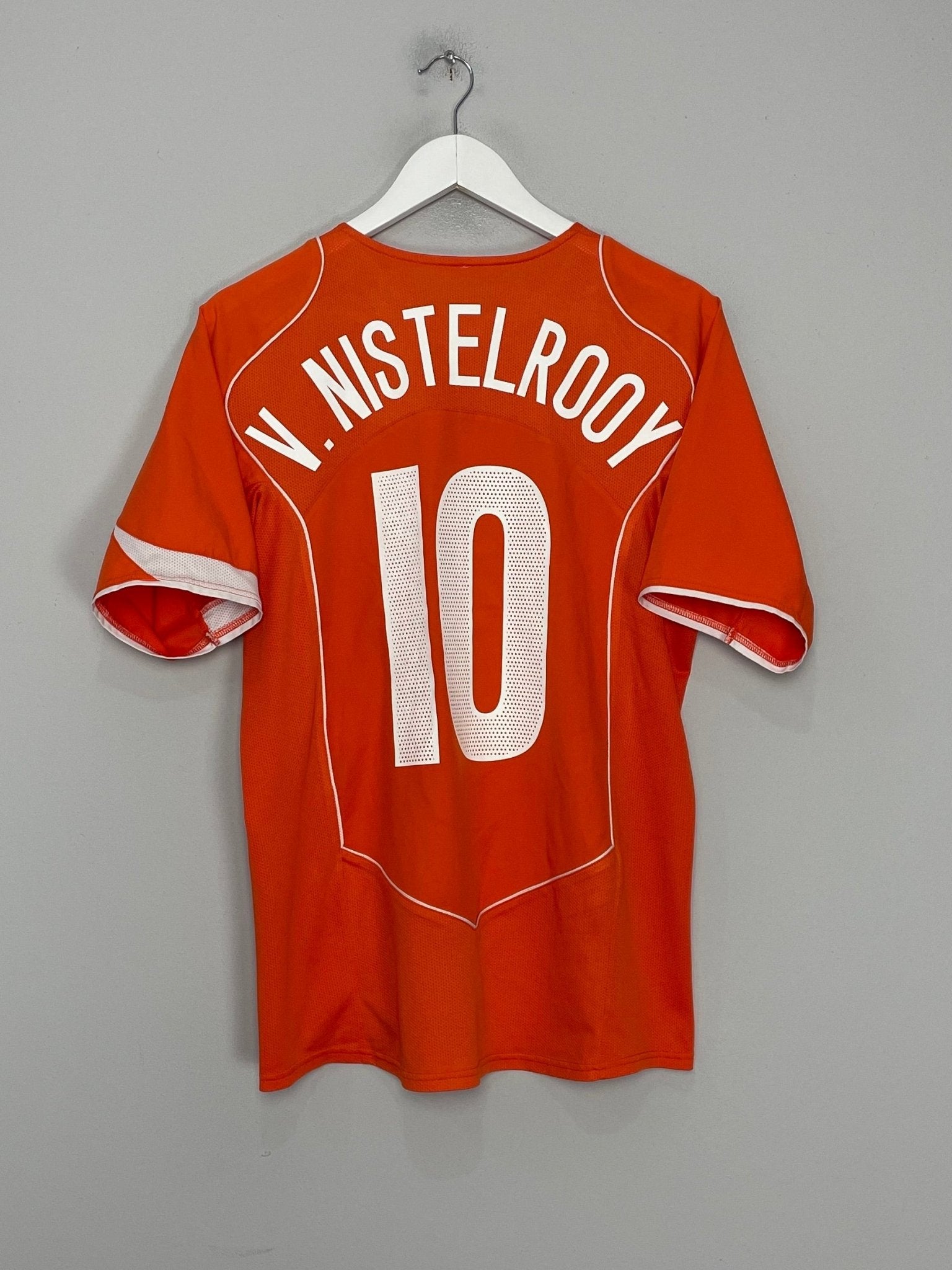 Shop 2004/06 NETHERLANDS V.NISTELROOY #10 HOME SHIRT (M) NIKE, classic football shirts, vintage football shirts & retro soccer jerseys at Cult Kits