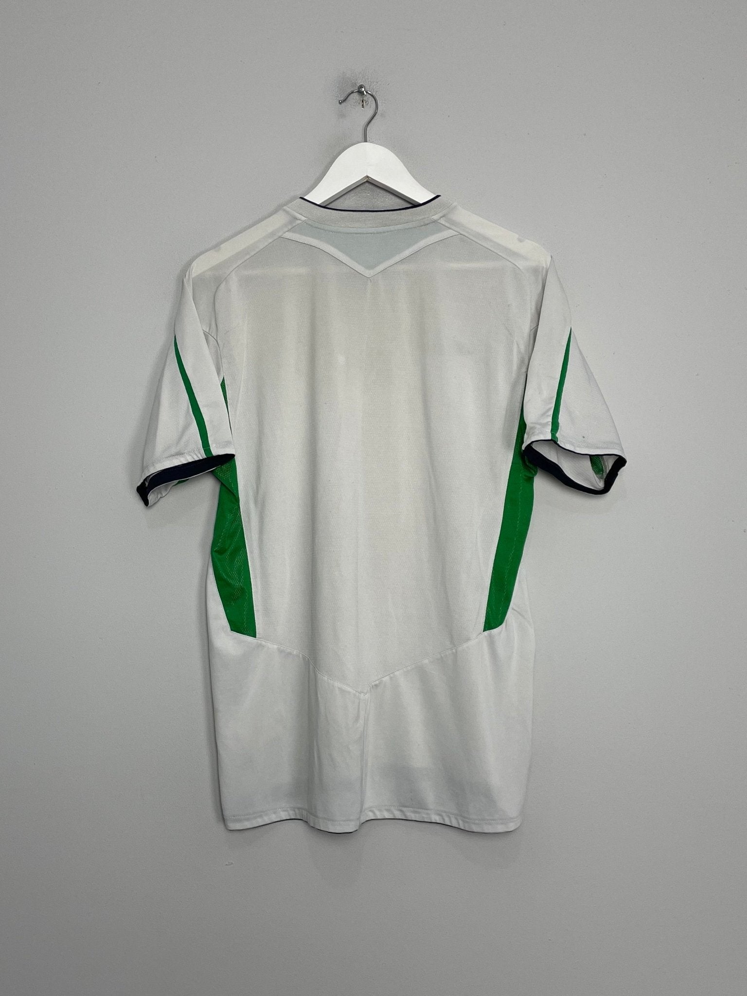 Shop 2004/06 NORTHERN IRELAND AWAY SHIRT (L) UMBRO, classic football shirts, vintage football shirts & retro soccer jerseys at Cult Kits