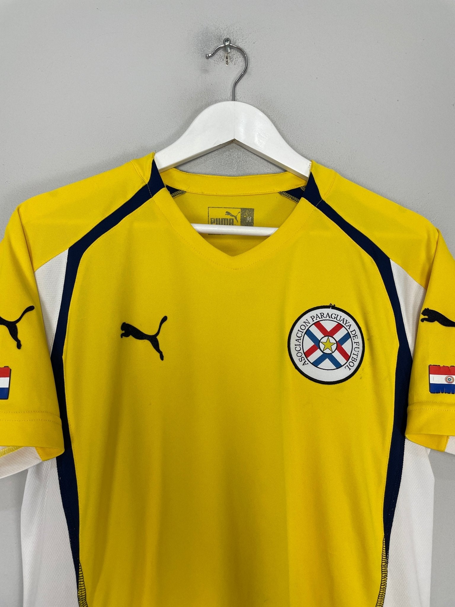 Shop 2004/06 PARAGUAY AWAY SHIRT (M) PUMA, classic football shirts, vintage football shirts & retro soccer jerseys at Cult Kits
