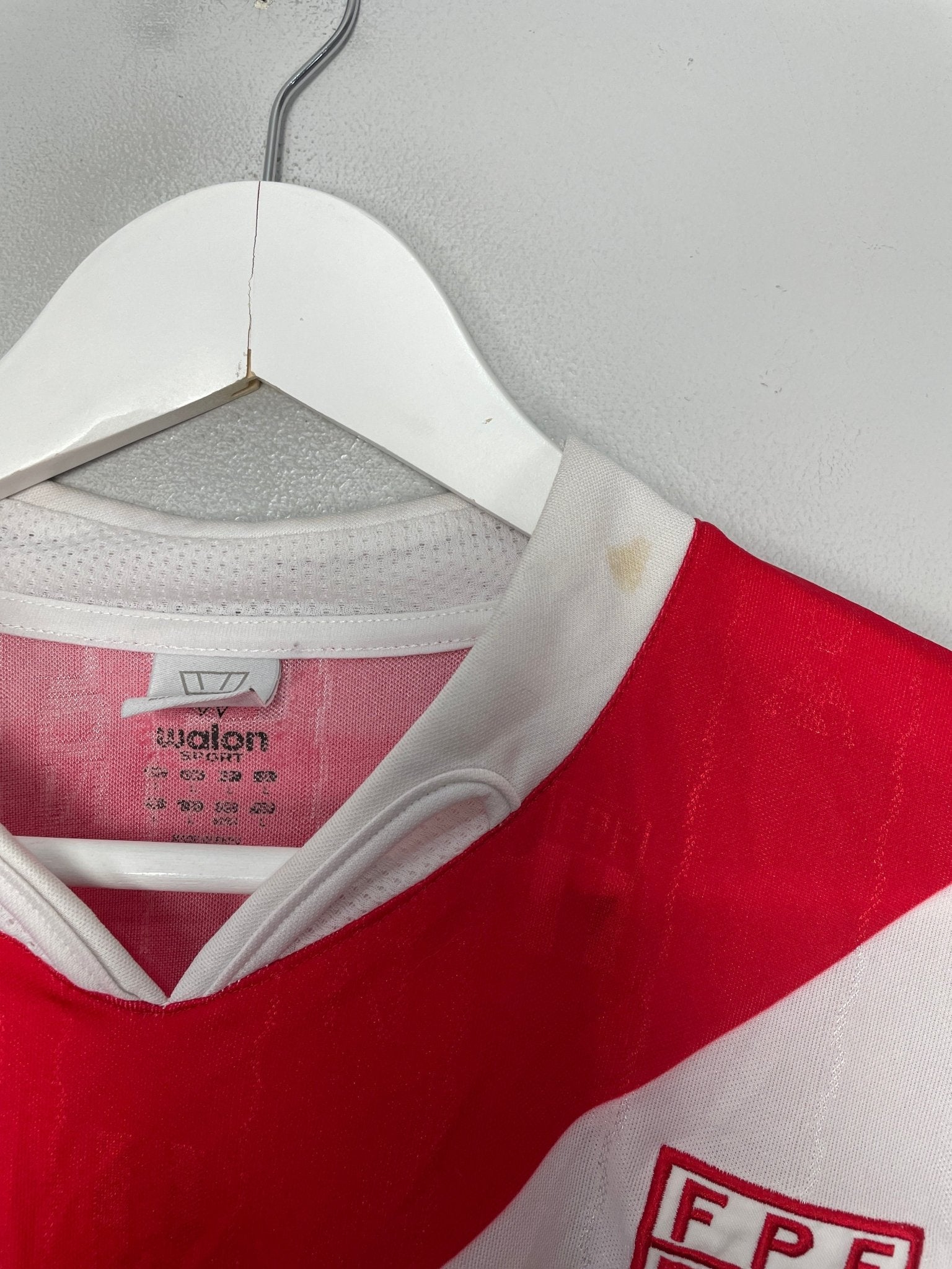 Shop 2004/06 PERU HUGO #2 L/S HOME SHIRT (L) WALON, classic football shirts, vintage football shirts & retro soccer jerseys at Cult Kits