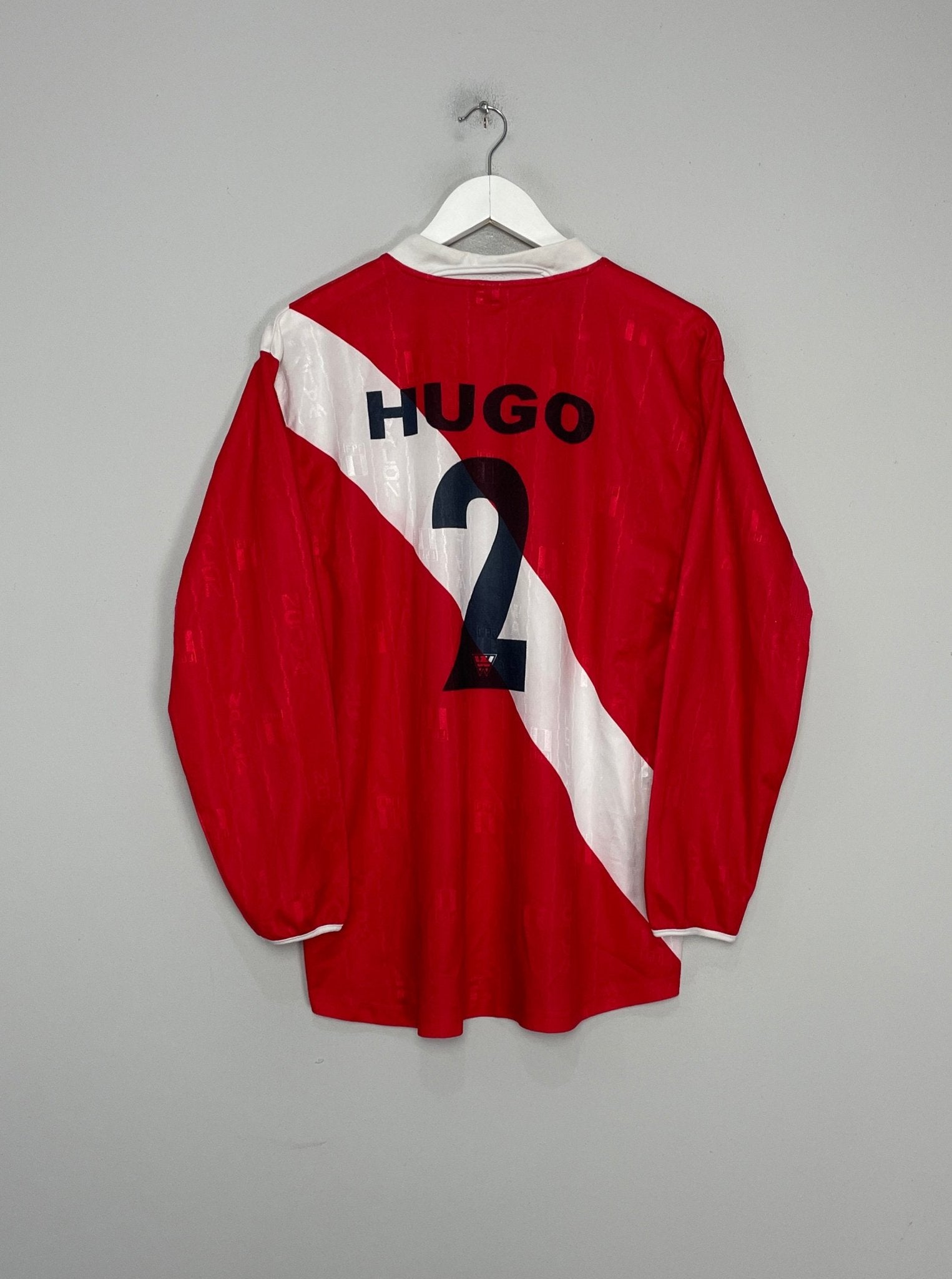 Shop 2004/06 PERU HUGO #2 L/S HOME SHIRT (L) WALON, classic football shirts, vintage football shirts & retro soccer jerseys at Cult Kits