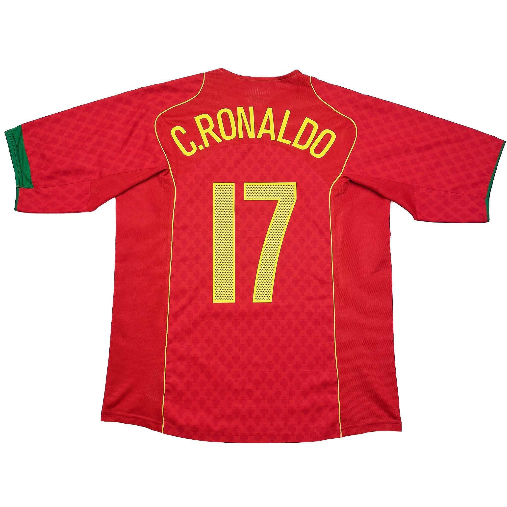 Buy 2004/06 PORTUGAL C.RONALDO 17 HOME SHIRT (L) NIKE ~ Free worldwide shipping available ~ Authentic Vintage Football Shirts from Cult Kits