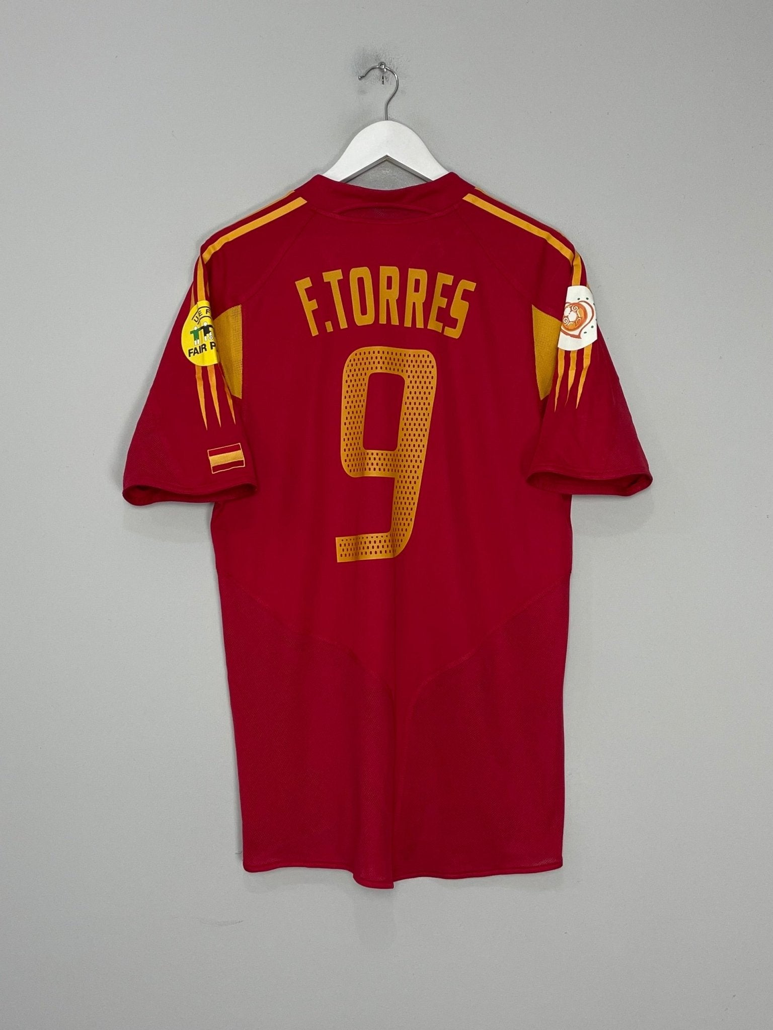 Shop 2004/06 SPAIN F.TORRES #9 HOME SHIRT (M) ADIDAS, classic football shirts, vintage football shirts & retro soccer jerseys at Cult Kits