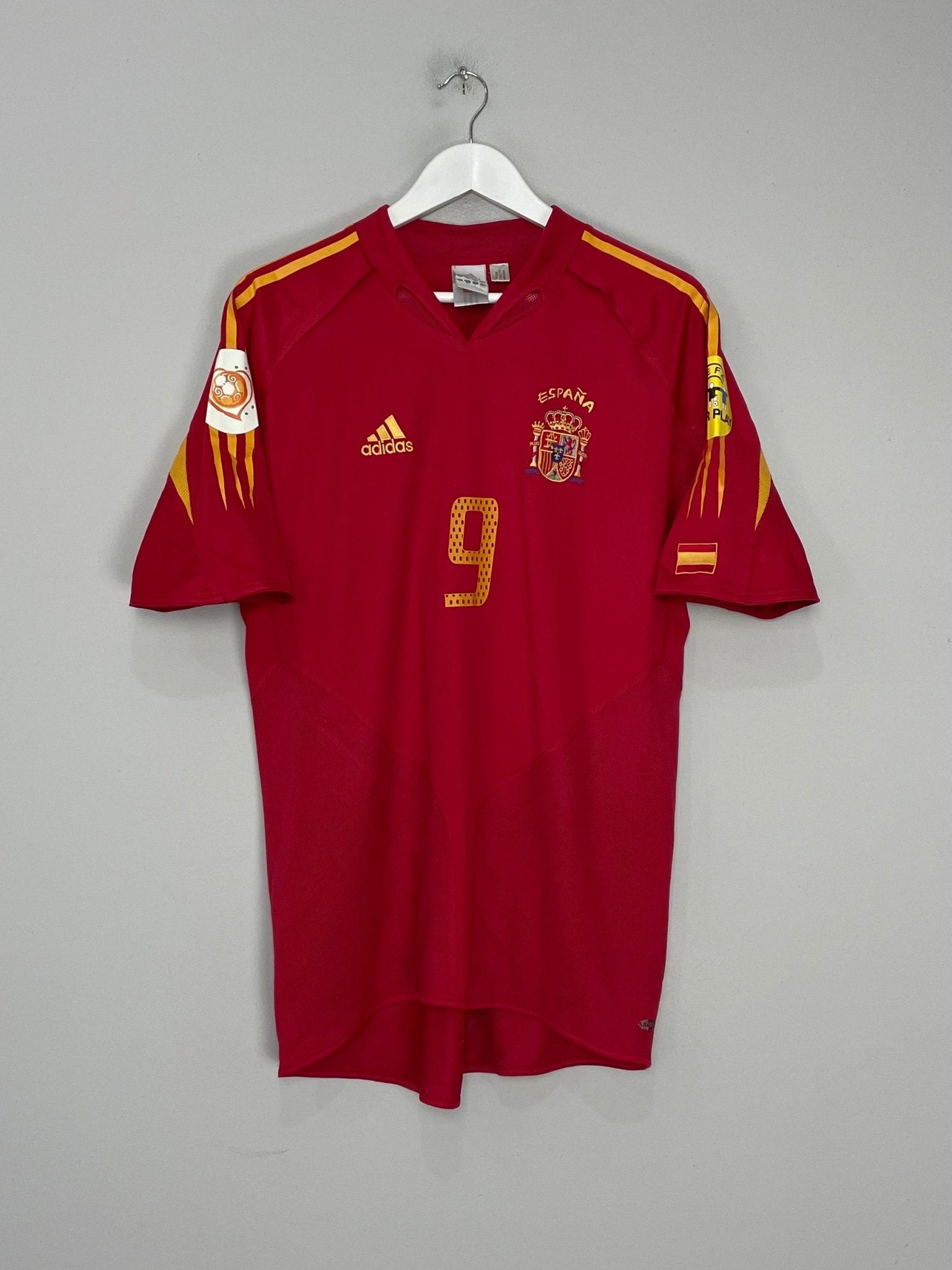 Shop 2004/06 SPAIN F.TORRES #9 HOME SHIRT (M) ADIDAS, classic football shirts, vintage football shirts & retro soccer jerseys at Cult Kits