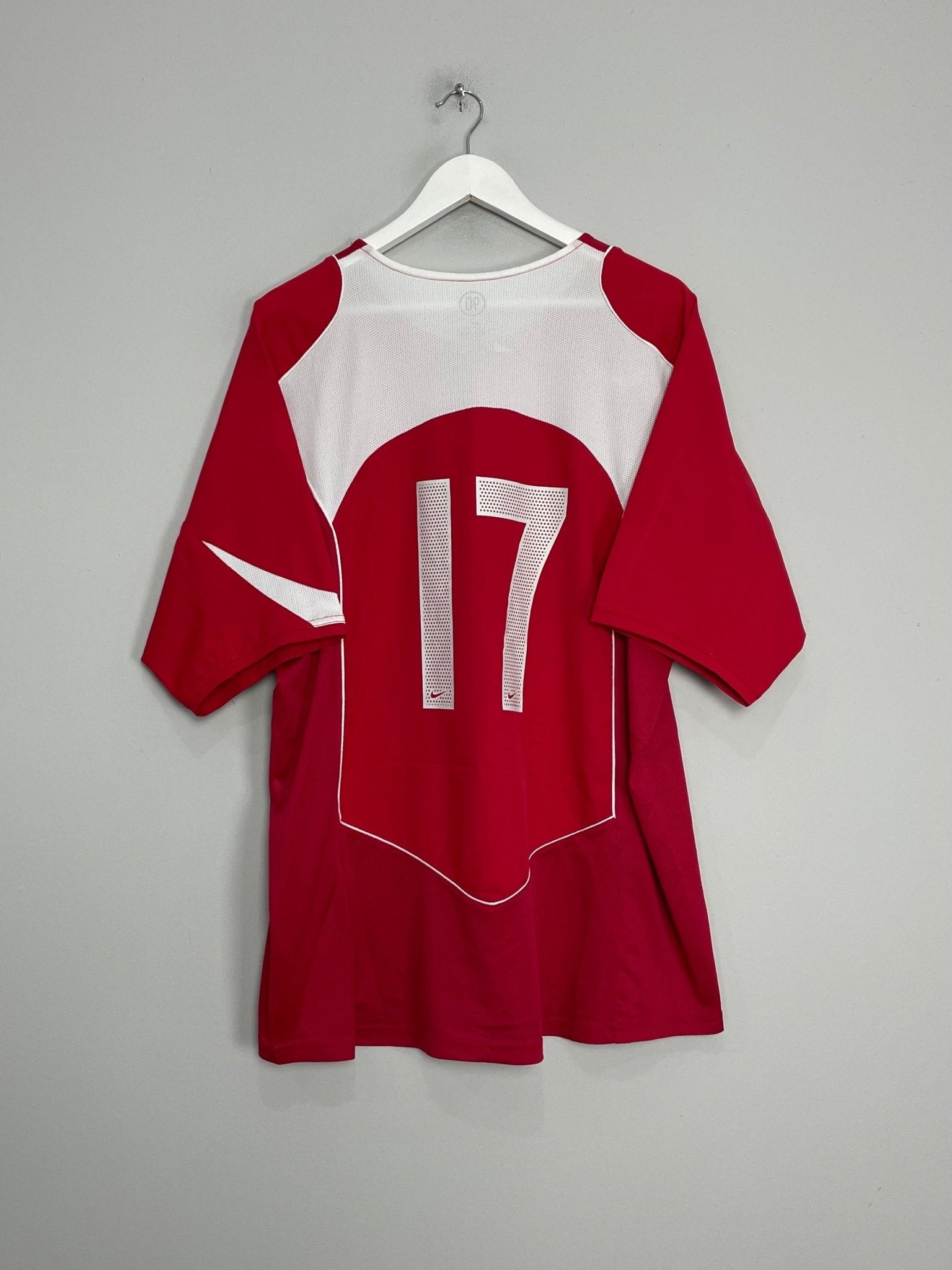 Shop 2004/06 TURKEY #17 HOME SHIRT (XL) NIKE, classic football shirts, vintage football shirts & retro soccer jerseys at Cult Kits