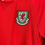 Shop 2004/06 WALES HOME SHIRT (L) KAPPA, classic football shirts, vintage football shirts & retro soccer jerseys at Cult Kits