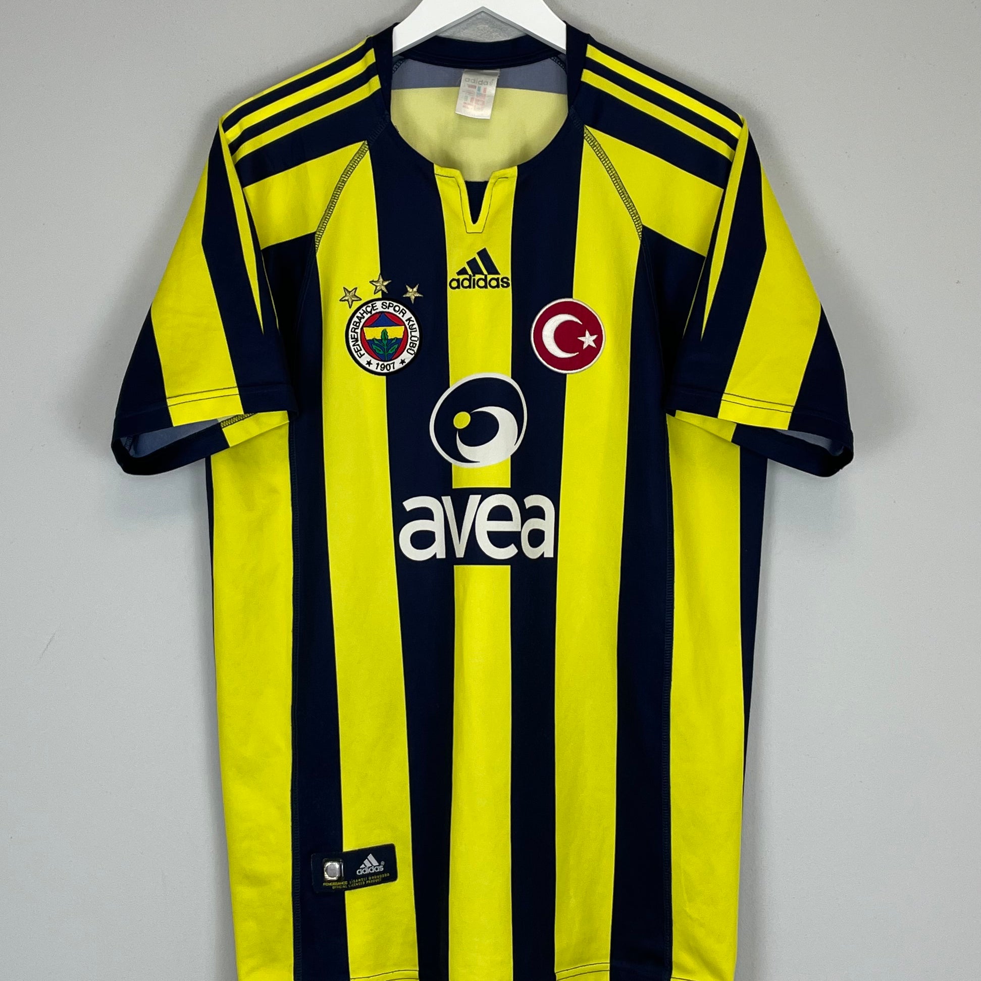 Shop 2004/05 FENERBAHCE HOME SHIRT (XL) ADIDAS, classic football shirts, vintage football shirts & retro soccer jerseys at Cult Kits