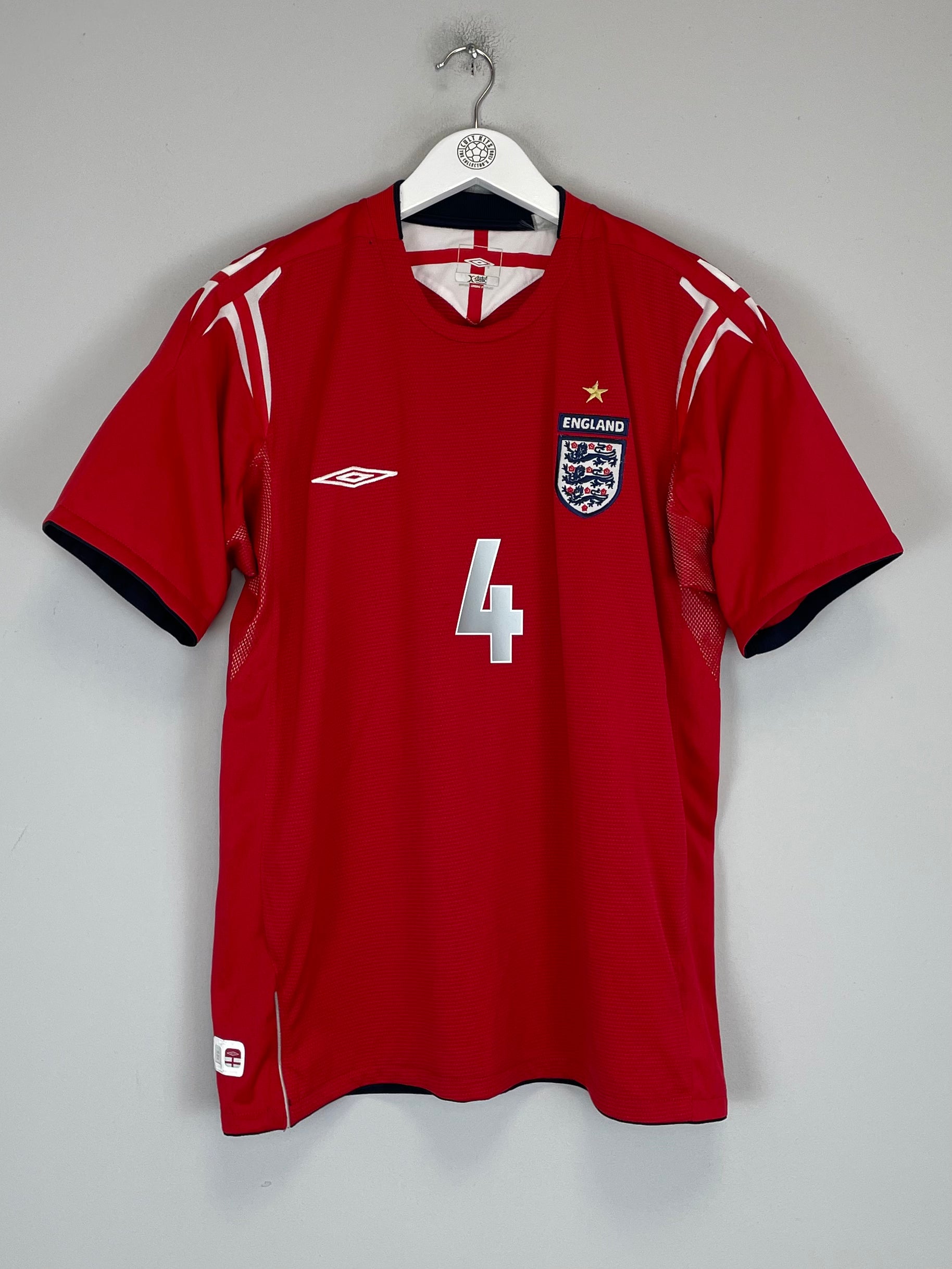 2004/06 ENGLAND GERRARD #4 AWAY SHIRT (M) UMBRO FLAG DETAIL