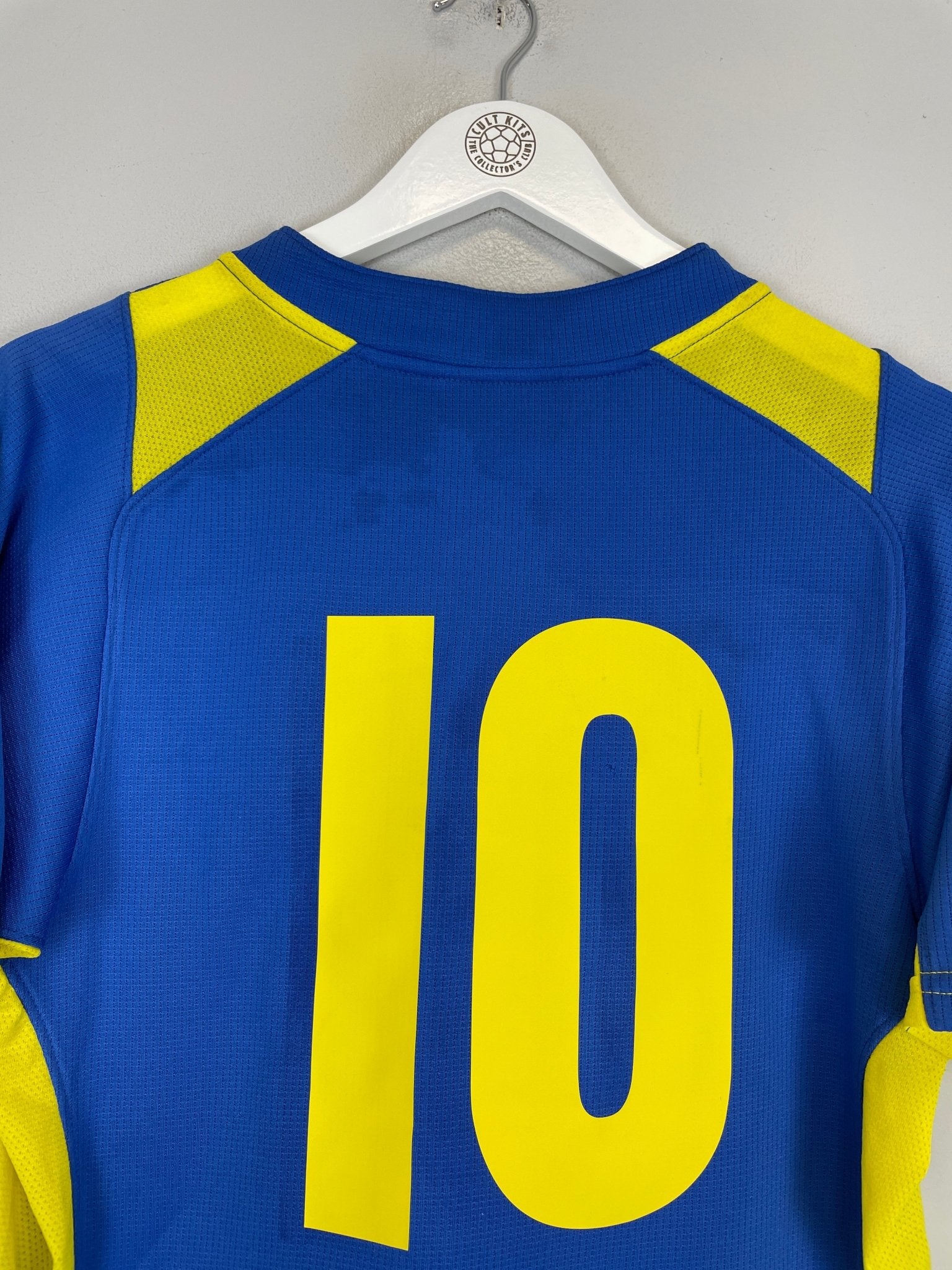 Shop 2005 BOCA JUNIORS CARLITOS #10 HOME SHIRT (S) NIKE, classic football shirts, vintage football shirts & retro soccer jerseys at Cult Kits