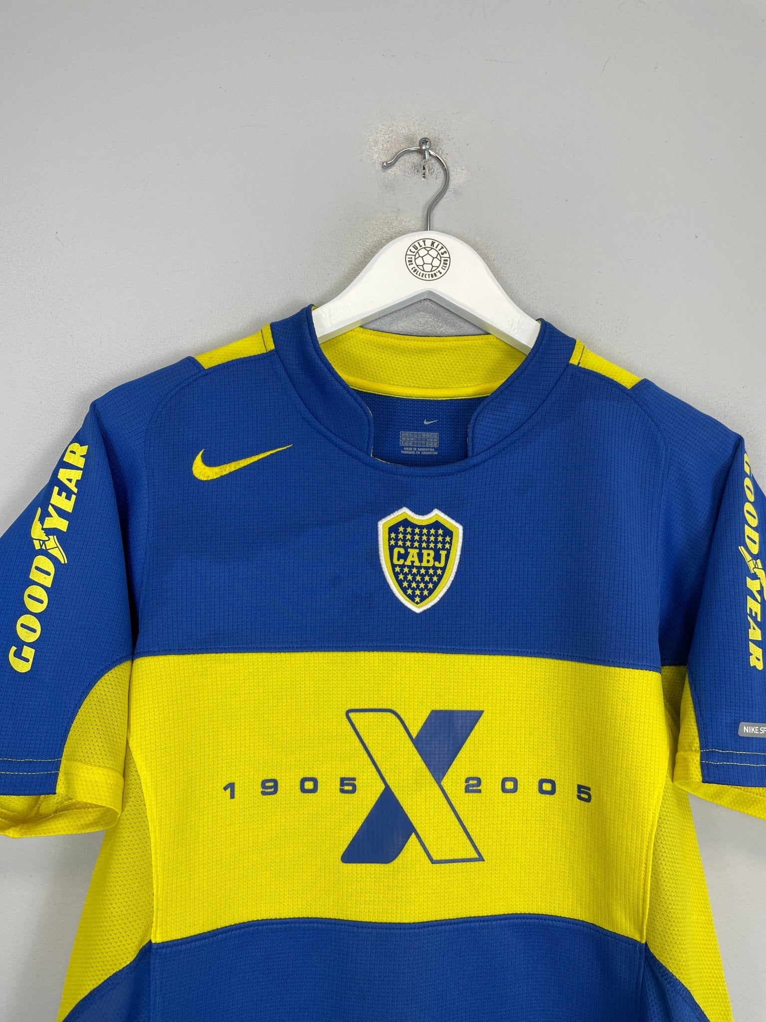 Shop 2005 BOCA JUNIORS CARLITOS #10 HOME SHIRT (S) NIKE, classic football shirts, vintage football shirts & retro soccer jerseys at Cult Kits