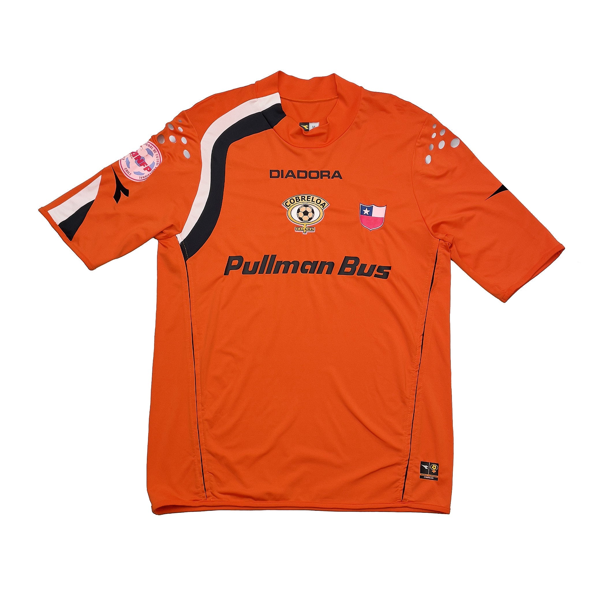 Buy 2005 Cobreloa Home Shirt (M) Diadora ~ Free worldwide shipping ~ Authentic Vintage Football Shirts from Cult Kits