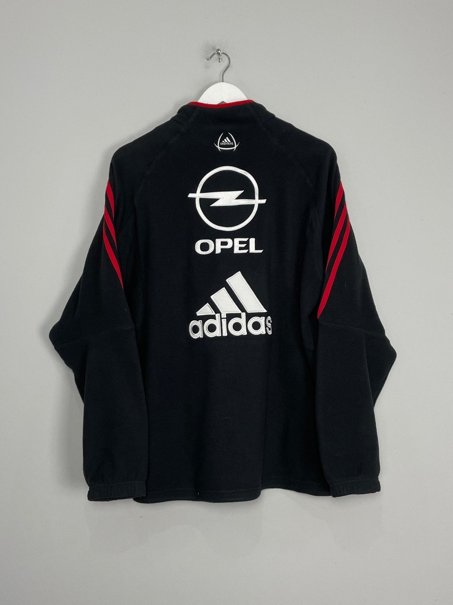 Shop 2005/06 AC MILAN 1/4 ZIP FLEECE (M) ADIDAS, classic football shirts, vintage football shirts & retro soccer jerseys at Cult Kits