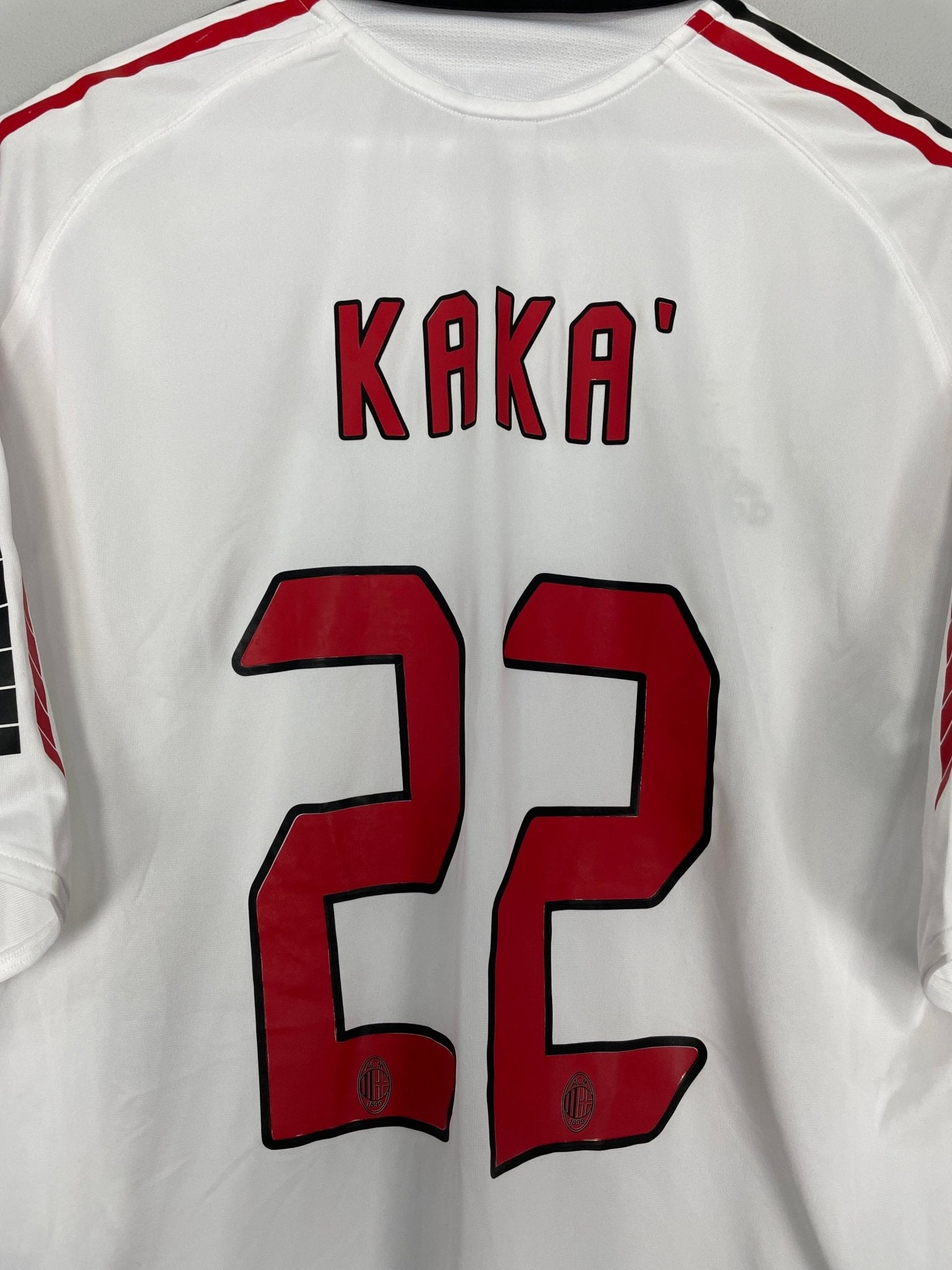 Shop 2005/06 AC MILAN KAKA #22 AWAY SHIRT (XL) ADIDAS, classic football shirts, vintage football shirts & retro soccer jerseys at Cult Kits