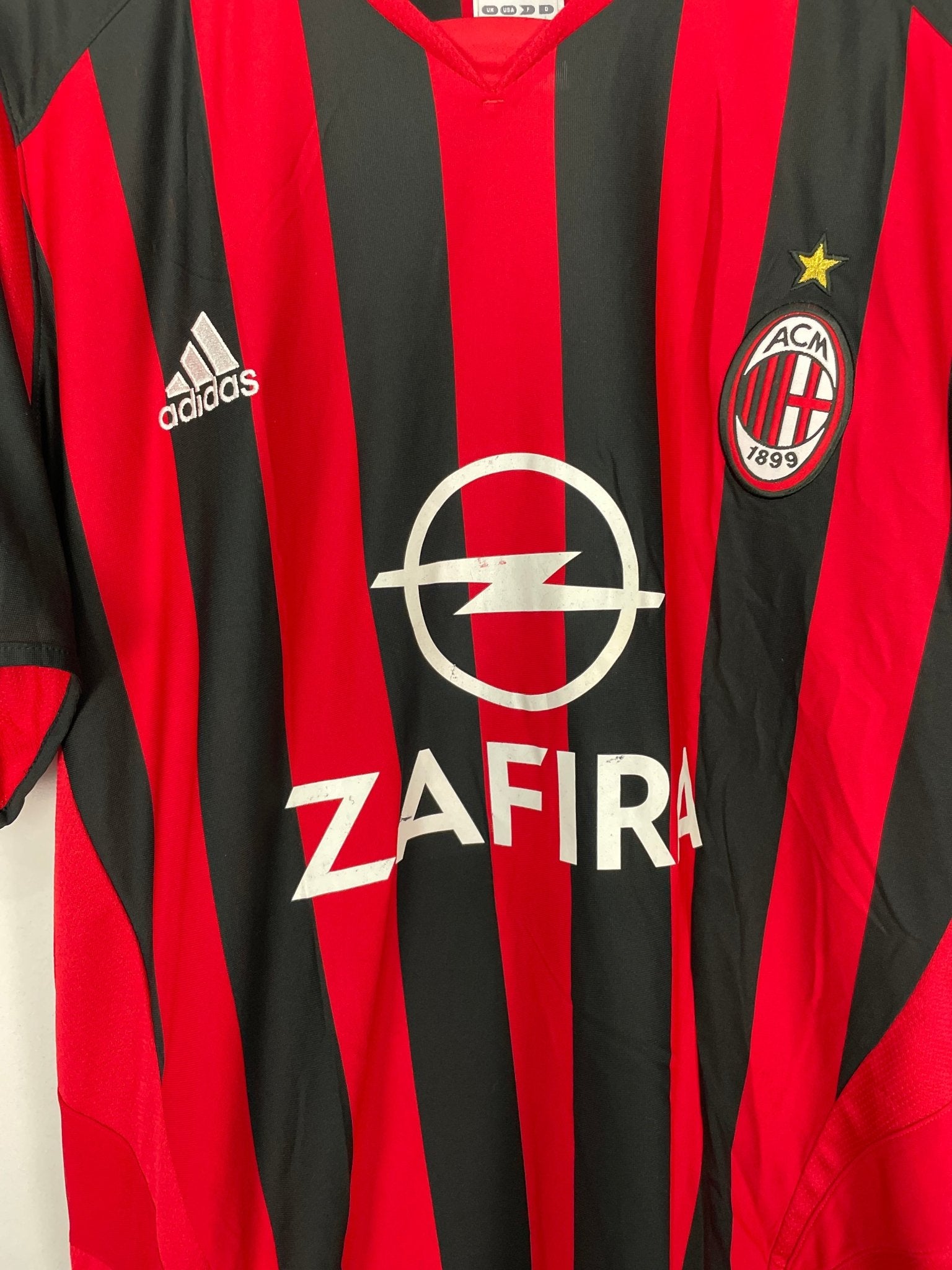 Shop 2005/06 AC MILAN KAKA #22 C/L HOME SHIRT (L) ADIDAS, classic football shirts, vintage football shirts & retro soccer jerseys at Cult Kits