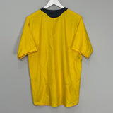 Shop 2005/06 ARSENAL AWAY SHIRT (M) NIKE, classic football shirts, vintage football shirts & retro soccer jerseys at Cult Kits