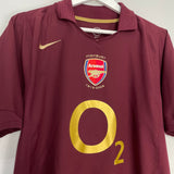 Shop 2005/06 ARSENAL HENRY #14 HOME SHIRT (M) NIKE, classic football shirts, vintage football shirts & retro soccer jerseys at Cult Kits