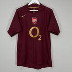Shop 2005/06 ARSENAL HENRY #14 HOME SHIRT (M) NIKE, classic football shirts, vintage football shirts & retro soccer jerseys at Cult Kits