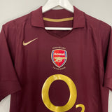 Shop 2005/06 ARSENAL HENRY #14 HOME SHIRT (M) NIKE, classic football shirts, vintage football shirts & retro soccer jerseys at Cult Kits