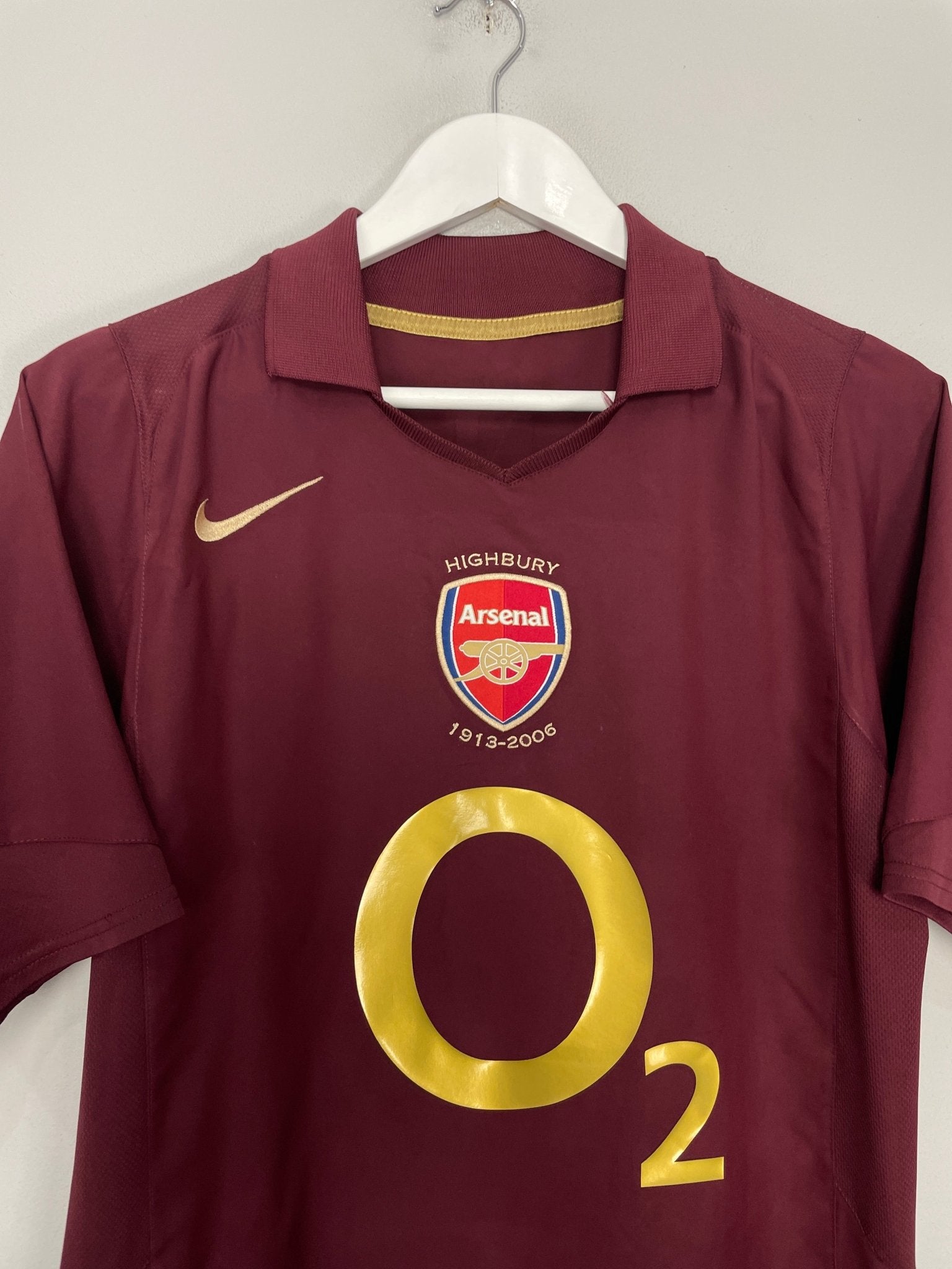 Shop 2005/06 ARSENAL HENRY #14 HOME SHIRT (M) NIKE, classic football shirts, vintage football shirts & retro soccer jerseys at Cult Kits