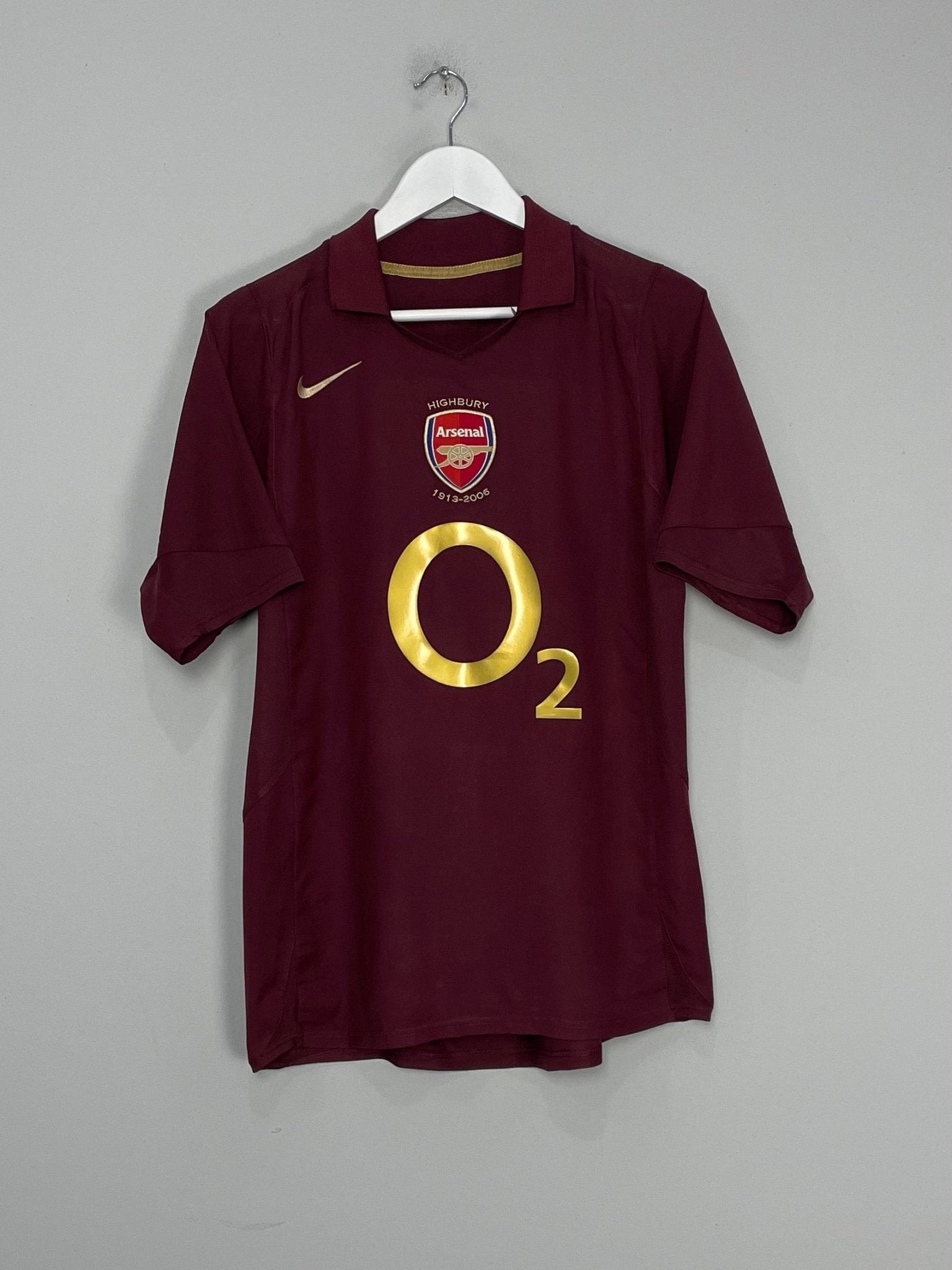 Shop 2005/06 ARSENAL HENRY #14 HOME SHIRT (M) NIKE, classic football shirts, vintage football shirts & retro soccer jerseys at Cult Kits