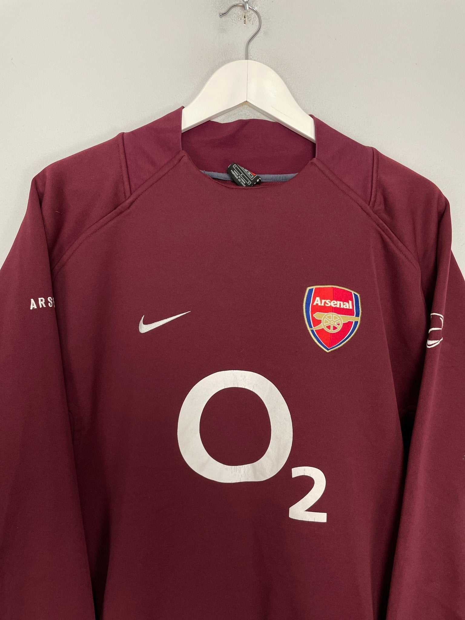 Shop 2005/06 ARSENAL SWEATSHIRT (L) NIKE, classic football shirts, vintage football shirts & retro soccer jerseys at Cult Kits