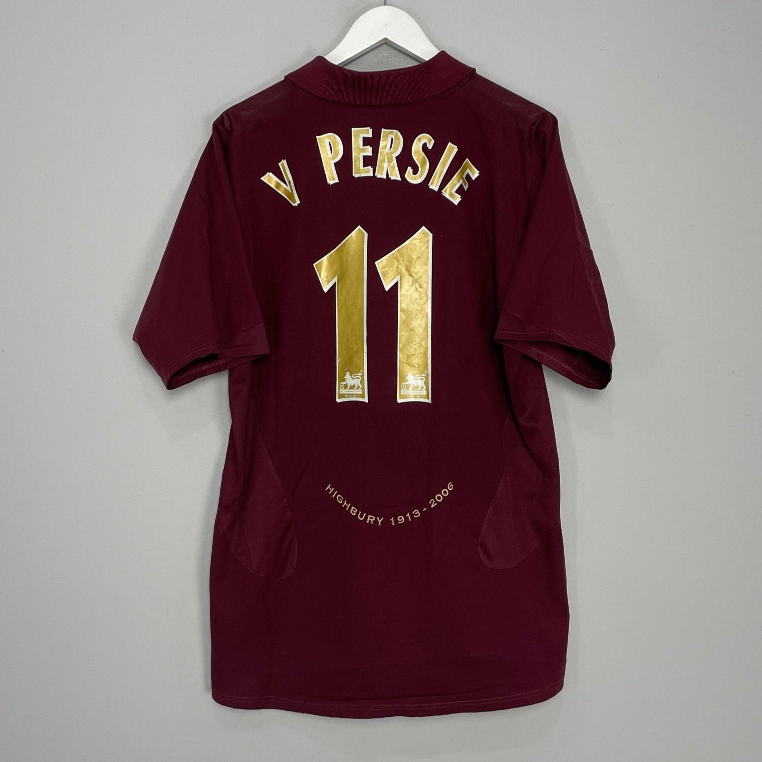 Shop 2005/06 ARSENAL V.PERSIE #11 HOME SHIRT (L) NIKE, classic football shirts, vintage football shirts & retro soccer jerseys at Cult Kits