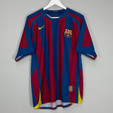 Shop 2005/06 BARCELONA HOME SHIRT (M) NIKE, classic football shirts, vintage football shirts & retro soccer jerseys at Cult Kits