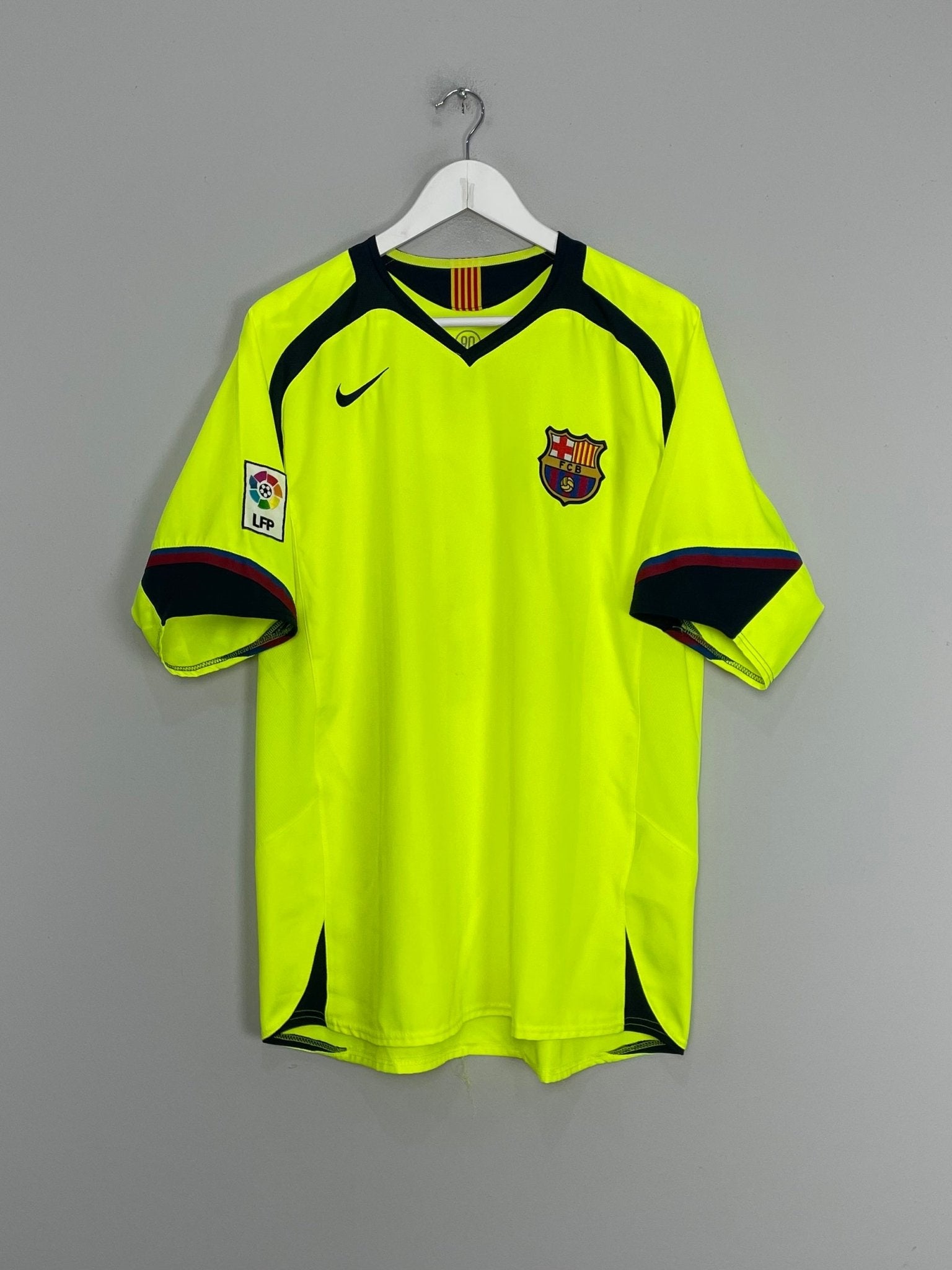 Shop 2005/06 BARCELONA MESSI #19 AWAY SHIRT (L) NIKE, classic football shirts, vintage football shirts & retro soccer jerseys at Cult Kits