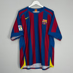 Shop 2005/06 BARCELONA MESSI #19 HOME SHIRT (L) NIKE, classic football shirts, vintage football shirts & retro soccer jerseys at Cult Kits