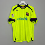 Shop 2005/06 BARCELONA RONALDINHO #10 AWAY SHIRT (L) NIKE, classic football shirts, vintage football shirts & retro soccer jerseys at Cult Kits