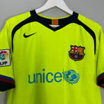 Shop 2005/06 BARCELONA RONALDINHO #10 AWAY SHIRT (L) NIKE, classic football shirts, vintage football shirts & retro soccer jerseys at Cult Kits