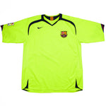 Buy 2005/06 Barcelona Ronaldinho 10 Away Shirt (XXL) Nike ~ Free worldwide shipping ~ Authentic Vintage Football Shirts from Cult Kits