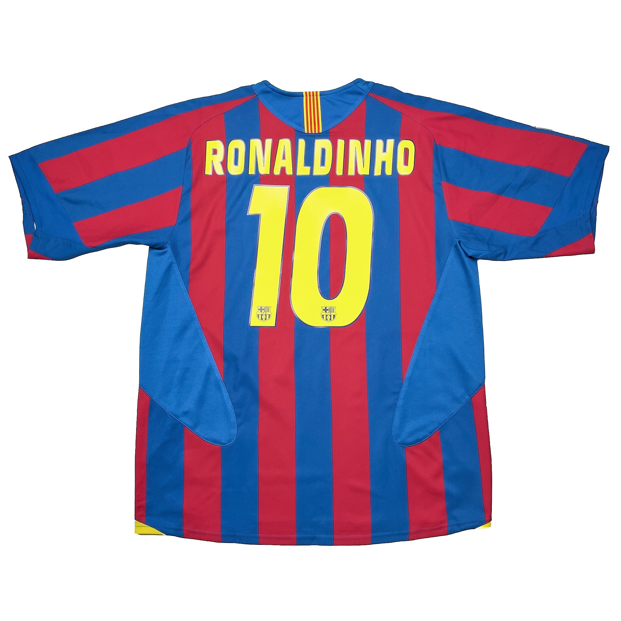 Buy 2005/06 BARCELONA RONALDINHO 10 HOME SHIRT (L) NIKE ~ Free worldwide shipping available ~ Authentic Vintage Football Shirts from Cult Kits