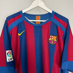 Shop 2005/06 BARCELONA RONALDINHO #10 HOME SHIRT (XL) NIKE, classic football shirts, vintage football shirts & retro soccer jerseys at Cult Kits