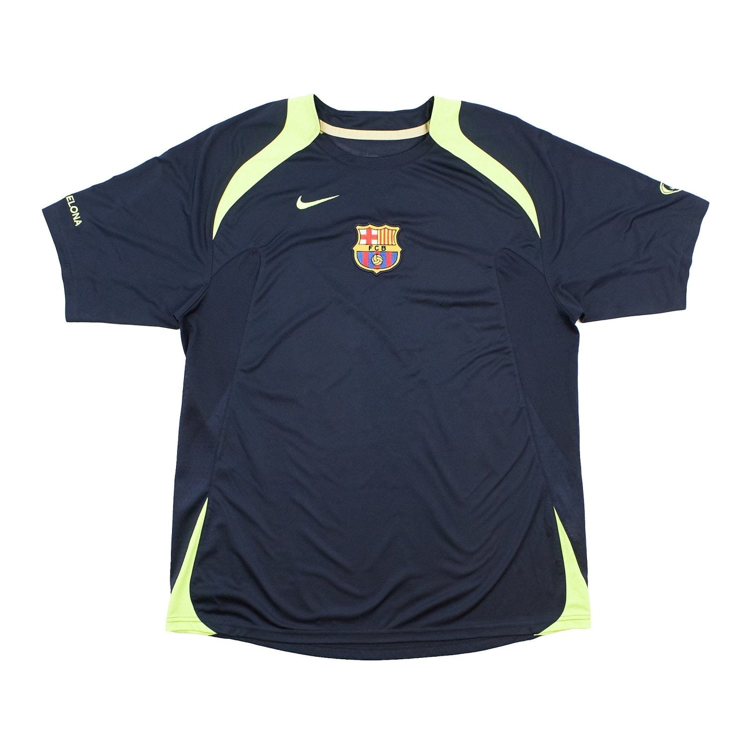 2005 Barcelona Nike football shirt - view 1 - Cult Kits