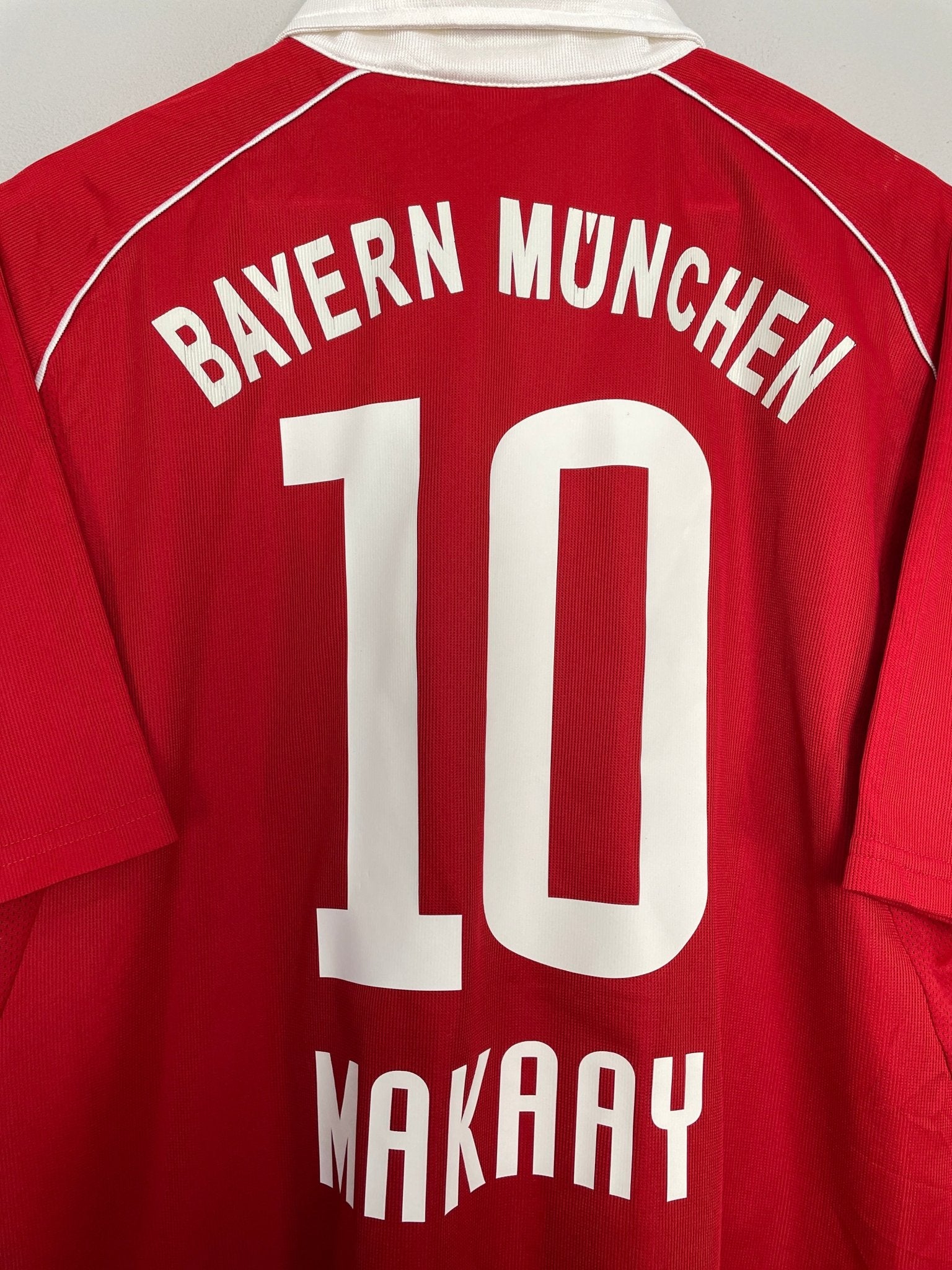 Shop 2005/06 BAYERN MUNICH MAKAAY #10 HOME SHIRT (L) ADIDAS, classic football shirts, vintage football shirts & retro soccer jerseys at Cult Kits