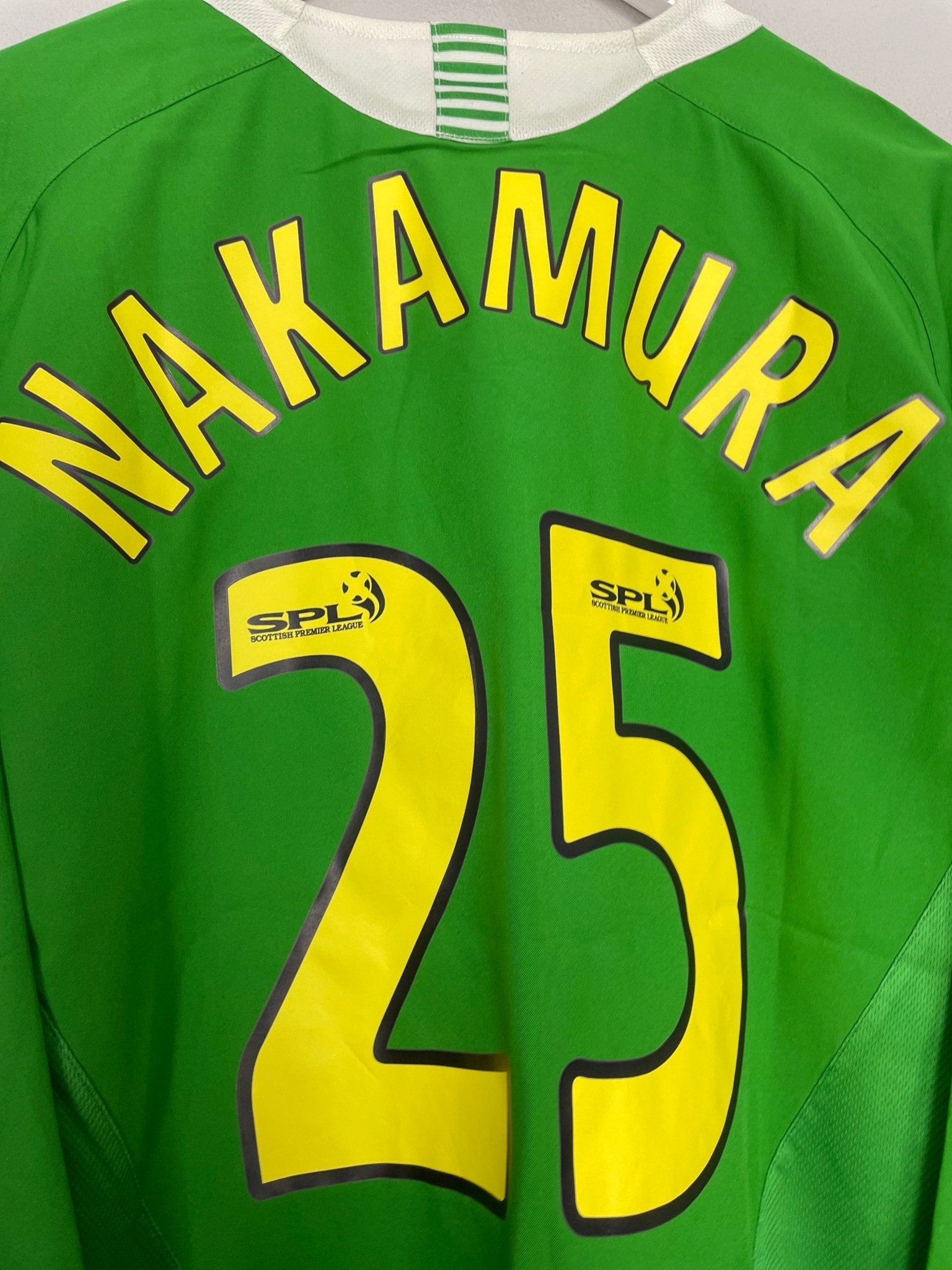 Shop 2005/06 CELTIC NAKAMURA #25 L/S HOME SHIRT (S/M) NIKE, classic football shirts, vintage football shirts & retro soccer jerseys at Cult Kits