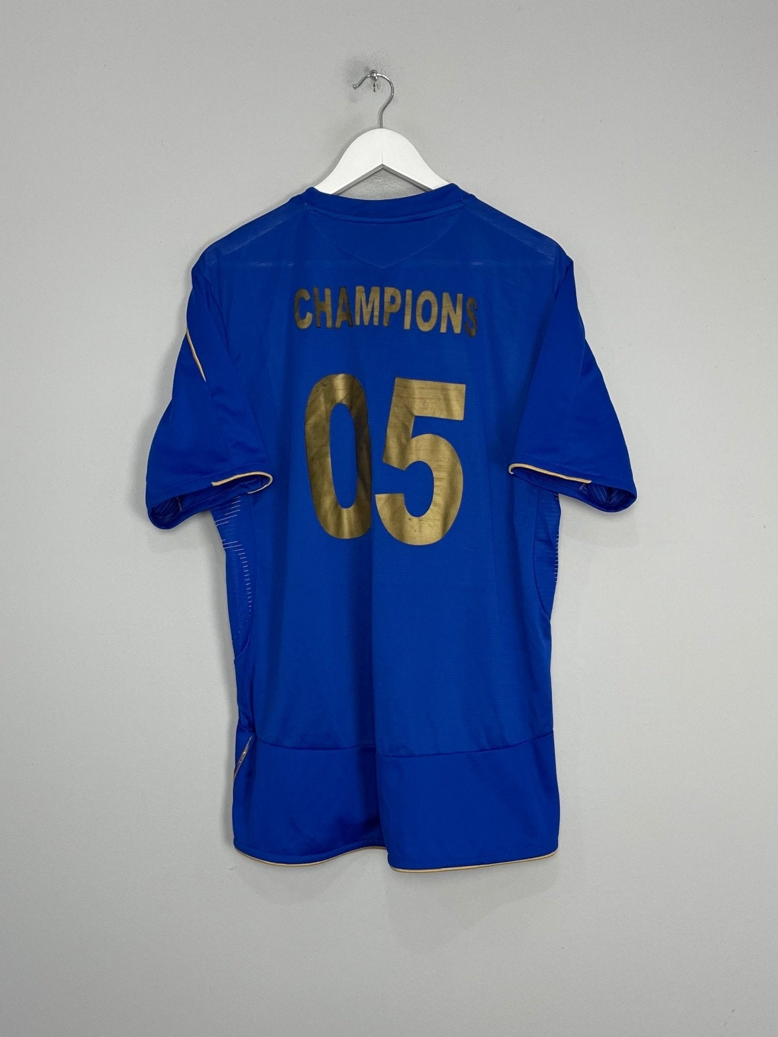 Shop 2005/06 CHELSEA CHAMPIONS #05 HOME SHIRT (L) UMBRO, classic football shirts, vintage football shirts & retro soccer jerseys at Cult Kits
