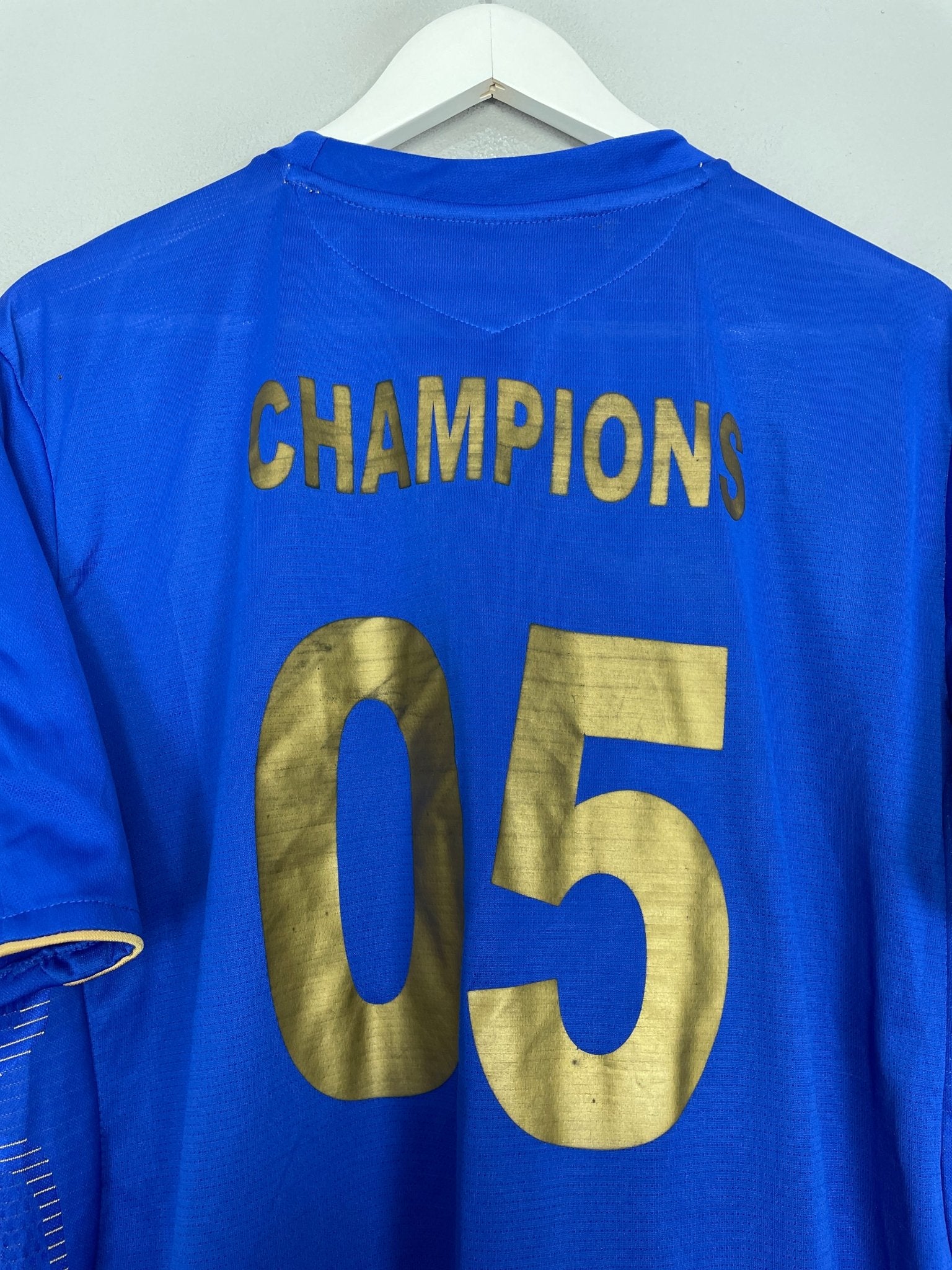 Shop 2005/06 CHELSEA CHAMPIONS #05 HOME SHIRT (L) UMBRO, classic football shirts, vintage football shirts & retro soccer jerseys at Cult Kits