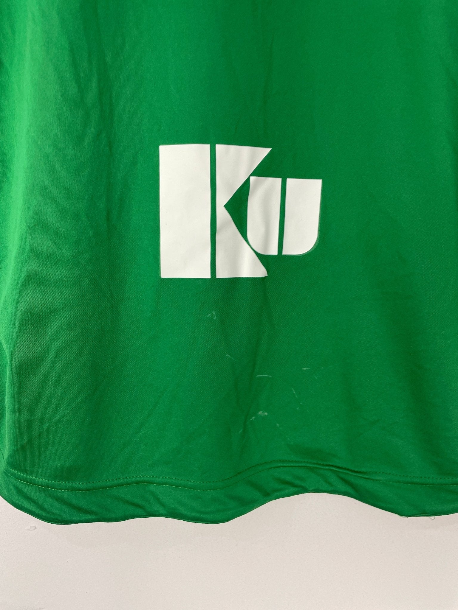 Shop 2005/06 FERRO CARRIL OESTE HOME SHIRT (L) REUSCH, classic football shirts, vintage football shirts & retro soccer jerseys at Cult Kits