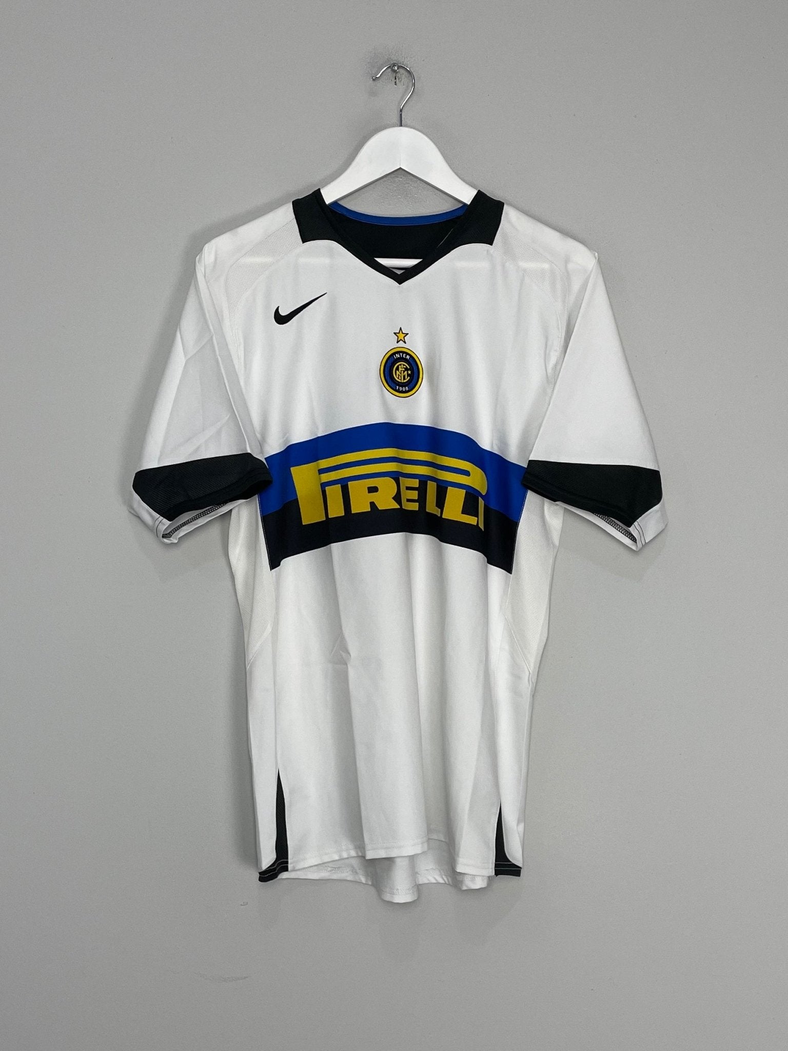 Shop 2005/06 INTER MILAN ADRIANO #10 AWAY SHIRT (M) NIKE, classic football shirts, vintage football shirts & retro soccer jerseys at Cult Kits