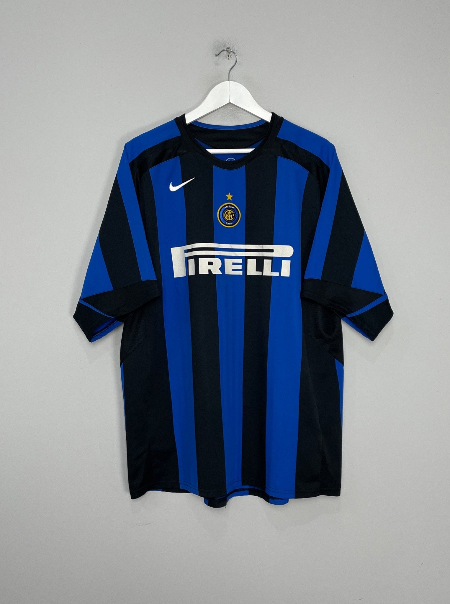 Shop 2005/06 INTER MILAN ADRIANO #10 HOME SHIRT (XL) NIKE, classic football shirts, vintage football shirts & retro soccer jerseys at Cult Kits